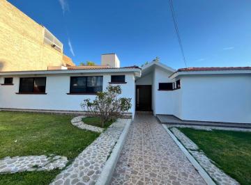 Casa de 3 habitaciones, Querétaro · Casa en Venta en Villas del Mesón Juriquilla