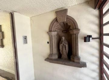 02c6a3772173b12030d43e1149bed564e58814c0d5cb3daa10b583262b48ea27 · Venta Increíble Casa Remodeladade un Solo Nivel en Una Zona Privilegiada
