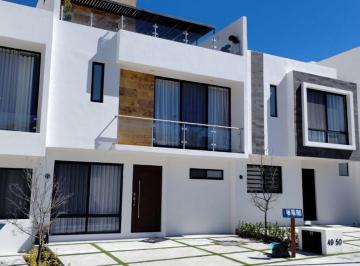 Casa · 183m² · 4 Recámaras · 2 Estacionamientos · Estrena Casa en Zibata, Hermosas Amenidades, Roof Garden, 4 Recamars, Lujo!