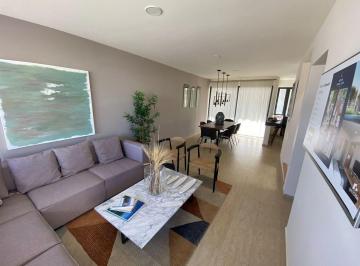 Casa · 150m² · 3 Recámaras · 2 Estacionamientos · En Venta Casa en Zona Jardines de La Hacienda, Jardín, 3 Recamaras, Equipada.