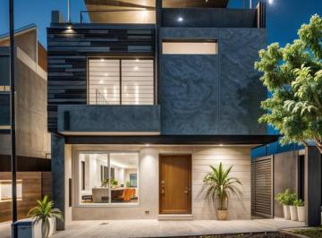 Casa · 274m² · 4 Recámaras · 3 Estacionamientos · Se Vende Residencia en Zibata, Alberca, 4 Recamaras, 4.5 Baños, Roof, Jardín.