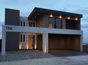 Casa de 4 habitaciones, León · Zanda | Casa a Estrenar de Lujo