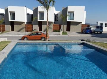 Casa · 134m² · 3 Recámaras · Estrena Casas en Juriquilla, 3 Recamaras, 2.5 Baños, Alberca, Vanguardist