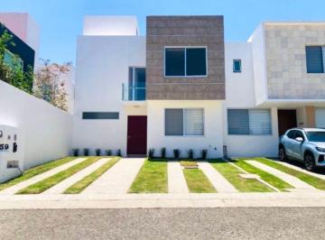 Casa de 4 habitaciones, Querétaro · Casa en Venta en Grand Juriquilla 4 Rec y Roof Garden en Querétaro