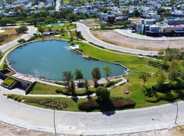 Terreno / Lote , Querétaro · Terreno en Lago de Juriquilla, Querétaro | 253 m² Excelente Precio!