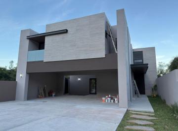 Casa de 3 habitaciones, Santiago · Casa en Venta en Santiago Fraccionamiento Amani Terra Residencial