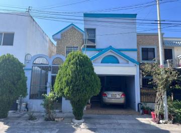 Casa de 4 habitaciones, Monterrey · Casa Cumbres Oro, Monterrey, Nuevo León