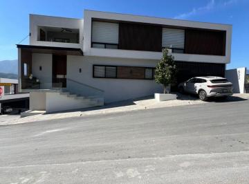 Casa de 3 habitaciones, Monterrey · Casa en Venta, Castaños del Vergel