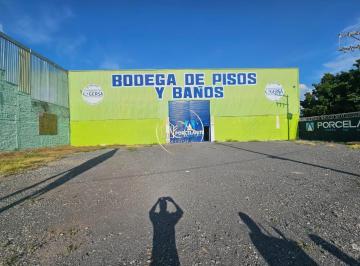 Bodega comercial · 750m² · 1 Recámara · 8 Estacionamientos · Bodega en Renta Carretera Celaya - Salvatierra
