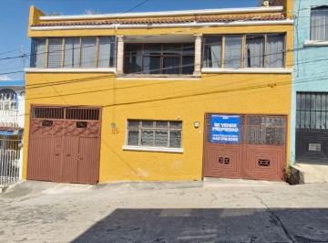Casa · 280m² · 4 Recámaras · 2 Estacionamientos · Casa - Ampliacion Lomas del Punhuato