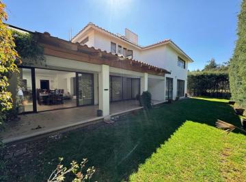 Casa de 2 habitaciones, Pachuca · Casa en Venta en Club de Golf, Pachuca