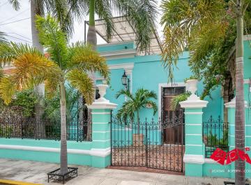 Casa de 7 habitaciones, Mérida · Casa Dos Lirios – Hotel Boutique Colonial en El Corazón de Mérida (Yps - 02 - 0186)