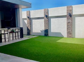 Casa de 3 habitaciones, Saltillo · Residencia Excelente en Venta en Fracc. Cerrado Al Norte de Saltillo