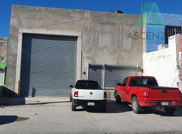 Bodega comercial · 270m² · 3 Estacionamientos · Renta Bodega por Complejo Industrial Camat