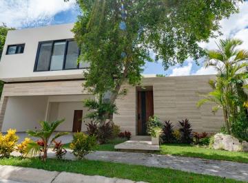 Casa de 3 habitaciones, Solidaridad · Casa de Esquina con Alberca Privada en Residencial Valenia | Totalmente Equipada