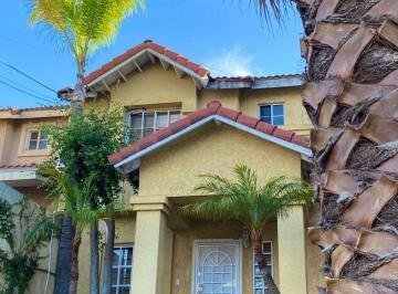 Casa de 3 habitaciones, Tijuana · Casa con 170 m² Superficie de Terreno, 3 Recámaras en Venta, Residencial Agua Caliente