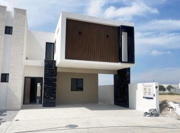 Casa de 3 habitaciones, Saltillo · Casa en Venta en Hacienda El Milagro