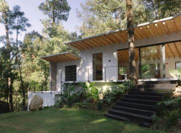 Casa de 3 habitaciones, Valle de Bravo · Espectacular Casa en Venta en San Simón El Alto, Valle de Bravo.