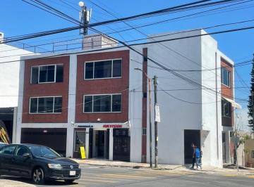 Edificio · 202ha · 8 Recámaras · 4 Estacionamientos · Edificio en Venta Sobre Av Comercial.