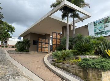 Terreno / Lote · 400m² · Lotes Residenciales en Venta en Privada Exclusiva en Real de Tetela, Cuernavaca