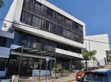 Edificio · 1451m² · 3 Recámaras · 28 Estacionamientos · Edificio en Venta y Renta en Colonia Chapultepec, Cuernavaca - Ideal Para Oficinas