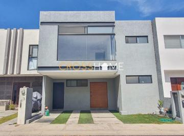 Casa de 3 habitaciones, El Marqués · Casa en Condominio en Renta, Moderna y Amplia con Amenidades en Zen Life