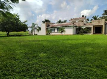 Casa · 479m² · 3 Recámaras · 5 Estacionamientos · Casa - Tampico Alto