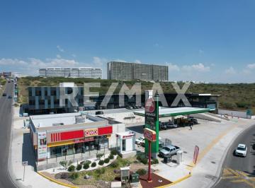 Local comercial · 125m² · 143 Estacionamientos · Local Renta en Planta Baja en Juriquilla - (4)
