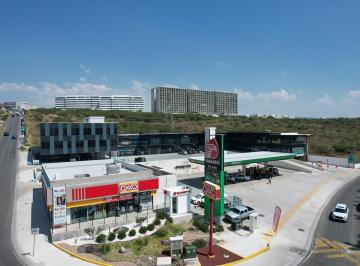 Local comercial · 125m² · 143 Estacionamientos · Local Renta en Planta Baja en Juriquilla - (4)