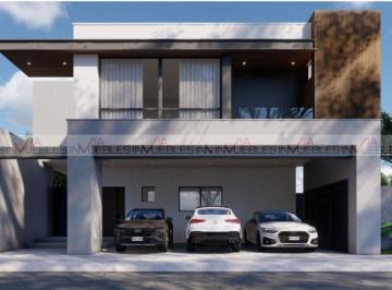 Casa · 445m² · 4 Recámaras · 3 Estacionamientos · Casa en Venta en Santa Isabel