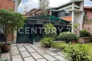 Inmueble productivo urbano · 417m² · 9 Recámaras · 4 Estacionamientos · San Lorenzo Huipulco - Tlalpan