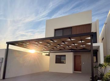 Casa de 3 habitaciones, La Paz · Casa en Venta en Privada | 2 Plantas | La Paz Bcs