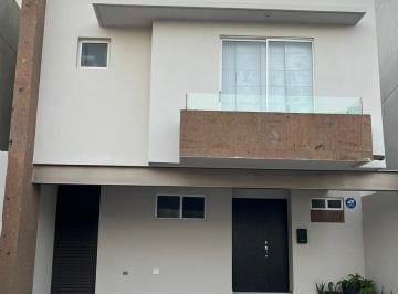 Casa · 112m² · 3 Recámaras · 2 Estacionamientos · Casa en Renta, Cumbres La Rioja, Sector Andalucia, Dominio Cumbres, García