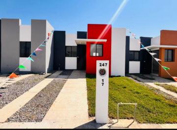 Casa de 2 habitaciones, Villa de Alvarez · Casa en Venta Nuevas Sobre Av Alto Nivel de Plusvalía en Villa de Álvarez Colima