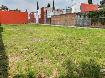 Terreno / Lote , San Andrés Cholula · Terreno de 390 m² en Venta en Residencial Zavaleta a 150 m de La Universidad Madero.
