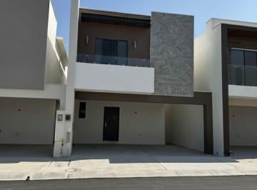 Casa de 3 habitaciones, García · Casa en Privada Altavia Residencial Sector Rozalejo.