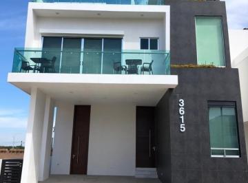 Casa · 410m² · 4 Recámaras · Casa - Fraccionamiento Cerritos Resort