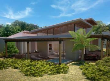 Casa en condominio de 5 habitaciones, Valle de Bravo · Casa en Venta en Valle de Bravo.