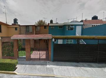 Casa de 3 habitaciones, Coyoacán · Hermosa Propiedad en Una de Las Mejores Zonas en Ctm Coapa Coyoacan Cdmx!