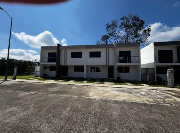 Casa de 3 habitaciones, Fortín · Hermosa Casa Cerca de Sam’s