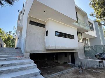 Casa de 4 habitaciones, Zapopan · Excelente Casa de Lujo en Preventa en Puerta Las Lomas Se Termina en Enero