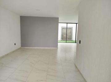 Casa de 4 habitaciones, Tlajomulco de Zúñiga · Residencia Nueva 1 Recamara Planta Baja 4 Recámaras Total
