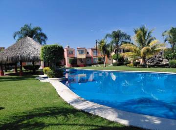 Casa en condominio de 2 habitaciones, Emiliano Zapata · Casa con Alberca en Las Garzas, Se Aceptan Creditos!