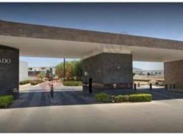 Terreno / Lote · Terreno en Venta
