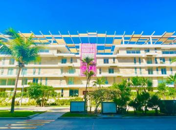 Departamento · 176m² · 3 Recámaras · 2 Estacionamientos · Exclusivo Departamento en Torre Alba en Primer Piso Puerto Cancun (Marina)