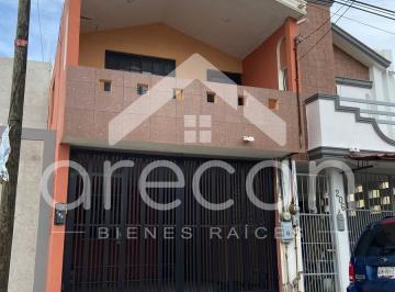 Casa · 175m² · 3 Recámaras · 1 Estacionamiento · Casa Muy a Unas Cuadras de Col Ampliacion Unidad Nacional