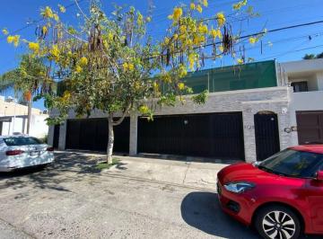 Casa de 8 habitaciones, Guadalajara · Casa en Venta Circunvalación Vallarta, Guadalajara Jalisco