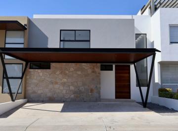 Casa de 4 habitaciones, Corregidora · Vive Rodeado de Naturaleza, Habitación en Planta Baja - Cañadas del Lago