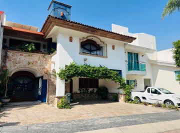 Casa de 3 habitaciones, Zapopan · Parque de La Castellana / Virreyes
