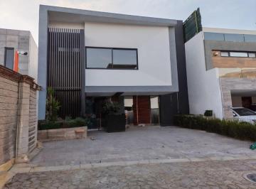 Casa de 4 habitaciones, San Andrés Cholula · Casa en Venta Ubicada en Lomas de Angelopolis Zona Azul Parque Santiago